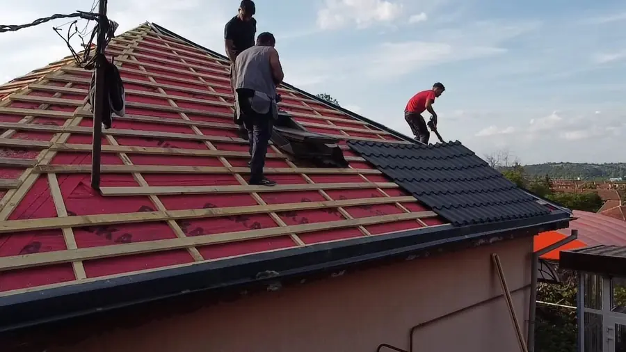 Jgheaburi și sisteme pluviale — lucrare executată de echipa Montaj Acoperis Top